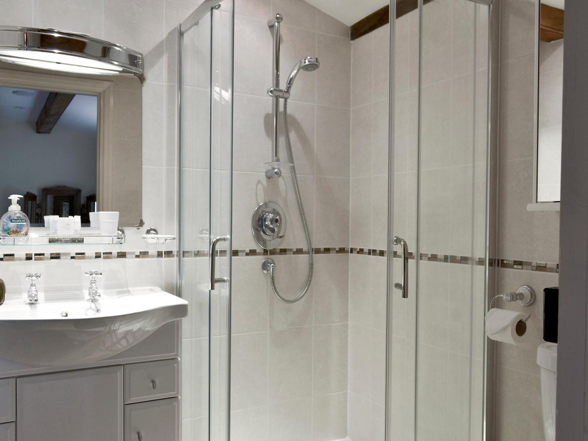 Walled Garden Lodge Ryehill Екстер'єр фото