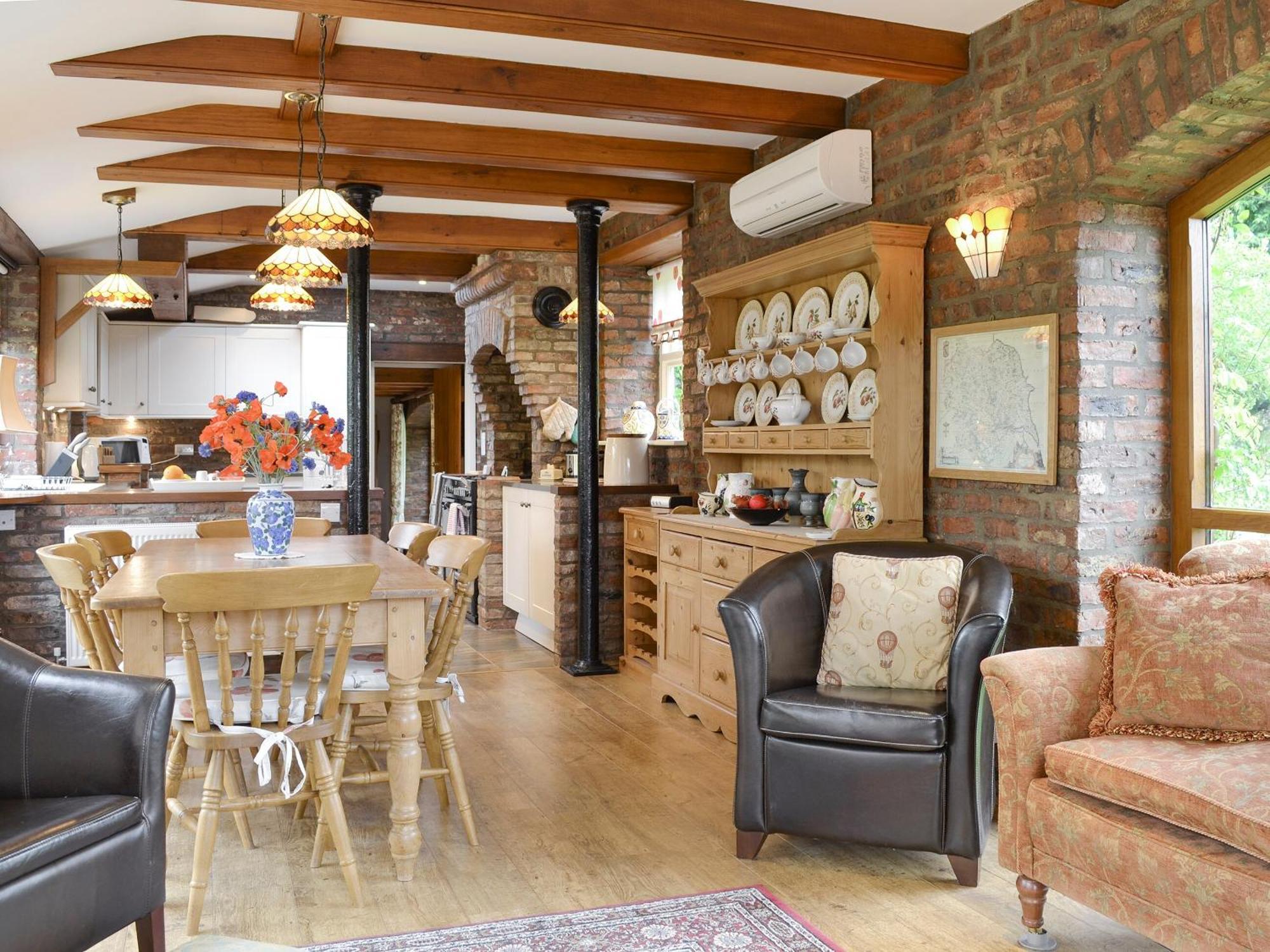 Walled Garden Lodge Ryehill Екстер'єр фото
